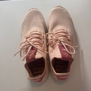 Pharrell Williams Adidas Tennis Hu